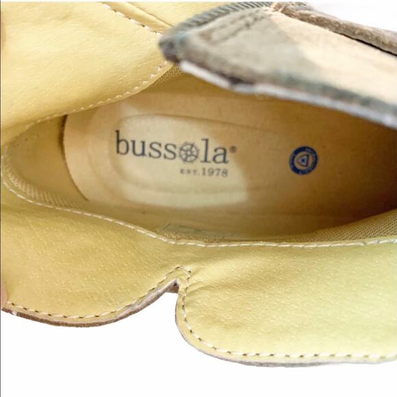 Bussola Reikiavik Taupe Suede Booties - Picture 10 of 10